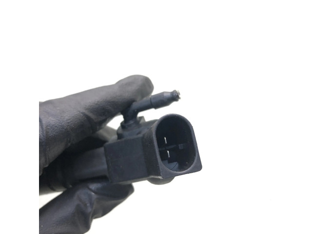 Vstřikovač A6460701487 Mercedes-Benz Vito Viano W639 pro naftový motor 2.1