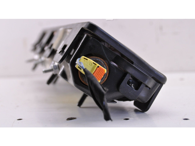 Подушка безопасности для колен P05057771AE, 05057850AH   Chrysler Town & Country V