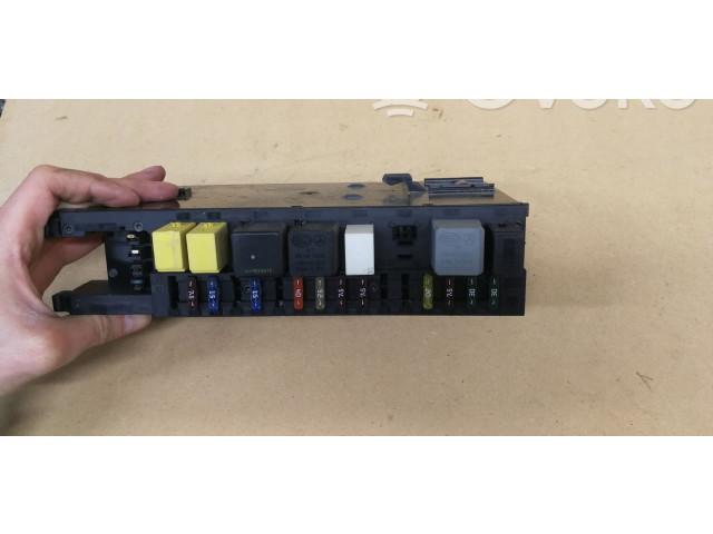 Pojistková skříňka 2035453701 Mercedes-Benz C W203 2005