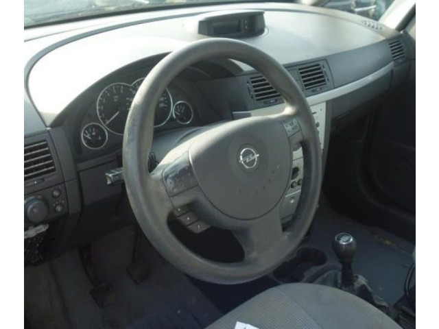 Вентилятор печки       Opel Meriva A