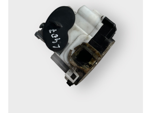 Zámek zadních dveří 51810891 Fiat Doblo 2012