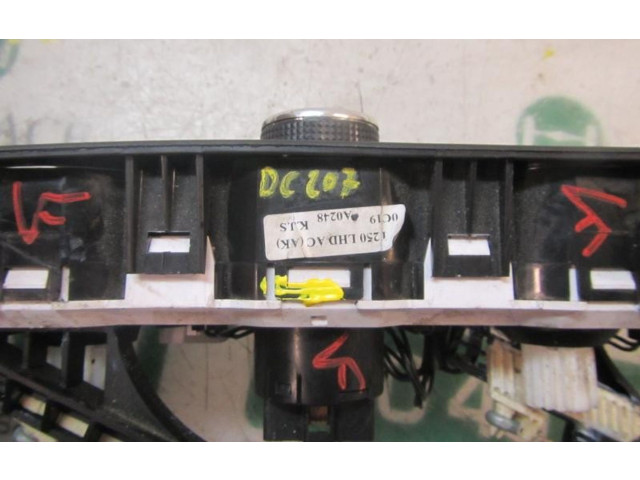 Модуль блока управления кондиционером    Chevrolet Aveo