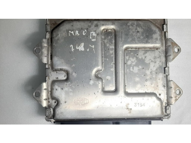 Блок управления двигателя 55246588, MJD8F3D1   Opel Combo D