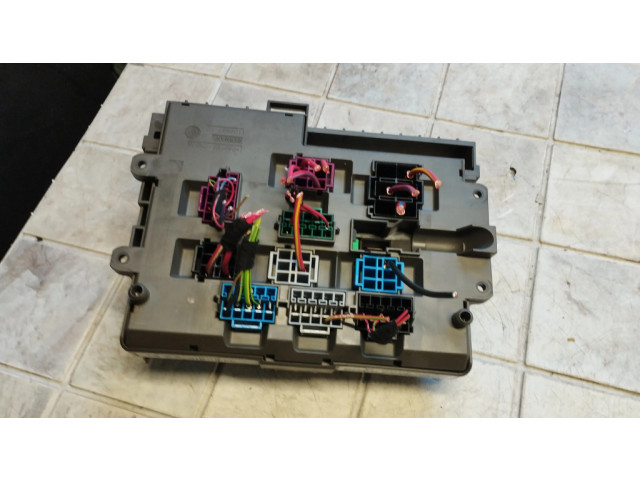 Блок предохранителей 911944604 BMW 1 E81 E87