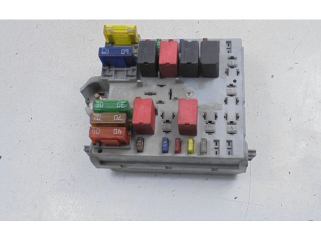 Pojistková skříňka 46835589, 46835589 Fiat Punto (188) 2003