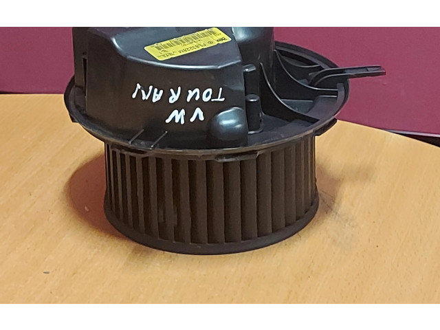 Вентилятор печки    1K1820015C, F983228M   Volkswagen Touran I