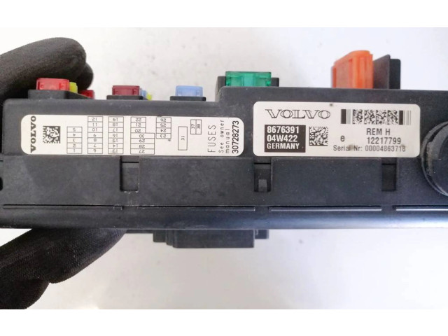 Блок предохранителей 8676391, 05W041 Volvo V70