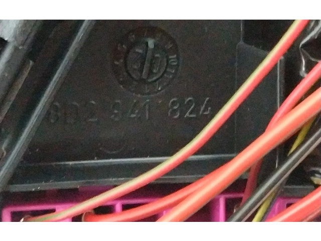   Pojistková skříňka 8D2941824   Audi A8 S8 D3 4E 2003