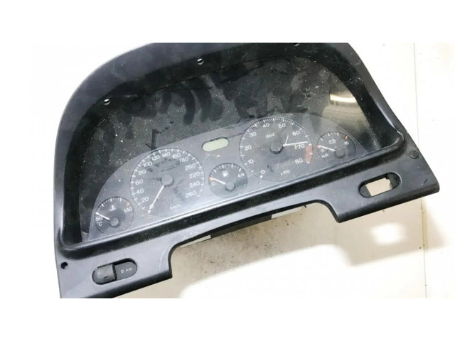 Přístrojová deska Lancia Kappa 2000