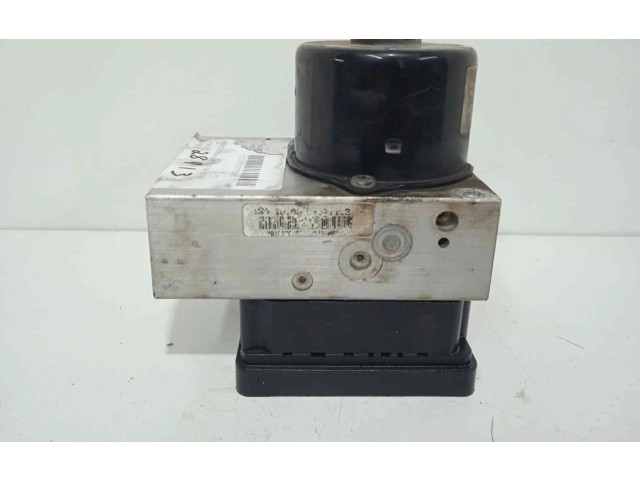 Блок АБС 8671224   Volvo  XC90  2003 - 2006 года