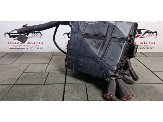 Блок предохранителей    KIA Sportage    