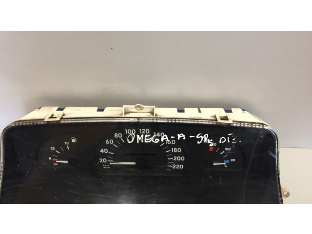 Přístrojová deska Opel Omega A 1990 90213846