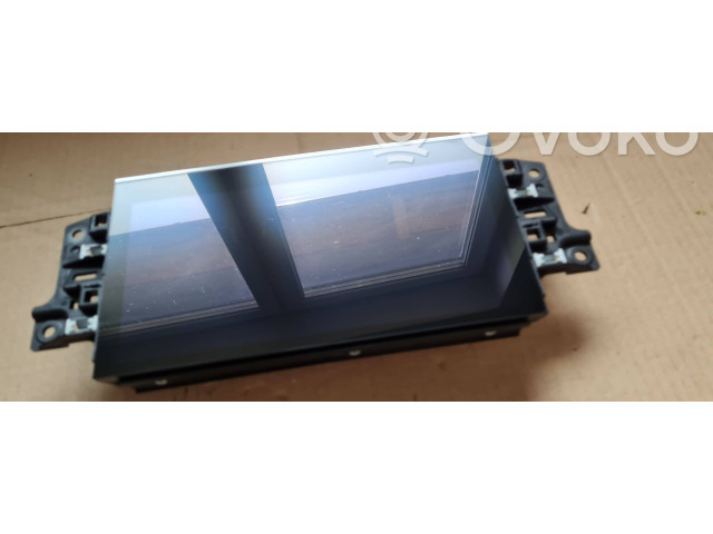 Дисплей    4M8919605M, 001180823001   Audi RS Q8