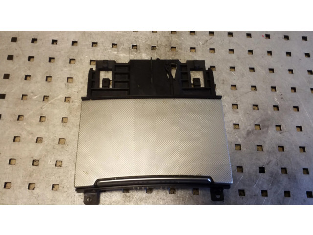 Отделка передней пепельницы