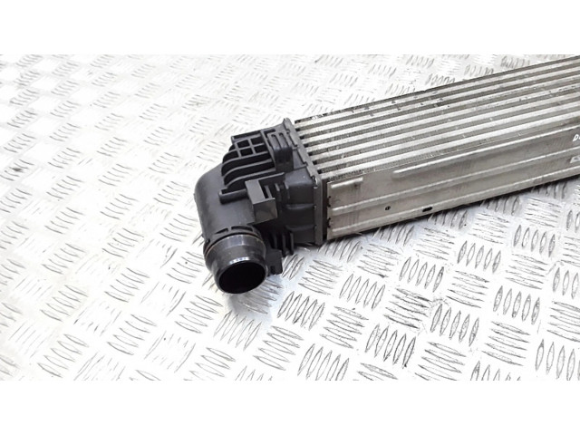 Интеркулер  8200880552b   Dacia Duster 