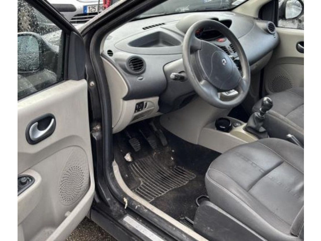 Панель приборов 8200725329   Renault Twingo II       