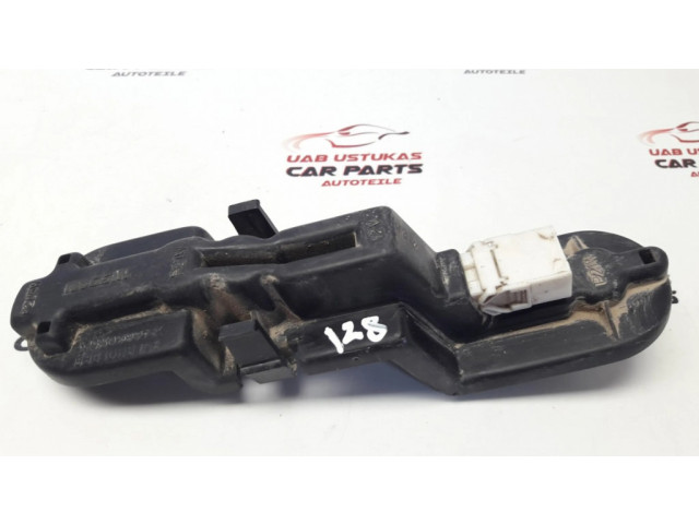 Деталь заднего фонаря