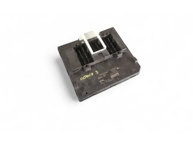 Блок комфорта 5Q0937084AE, BCMPQ37H Skoda Octavia Mk3 (5E)