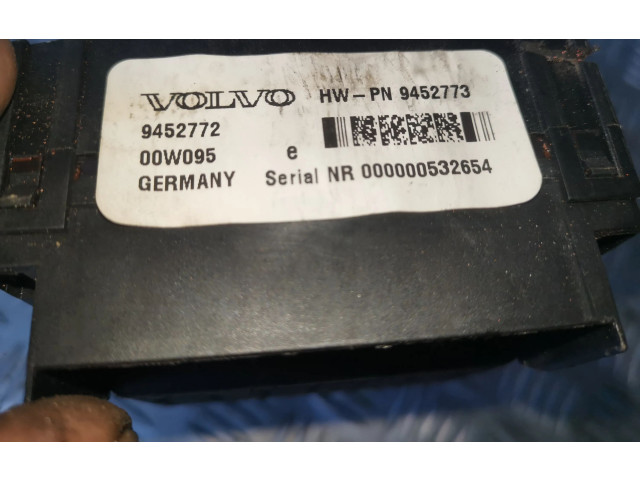 Блок предохранителей 9452772, 9452773   Volvo S80    