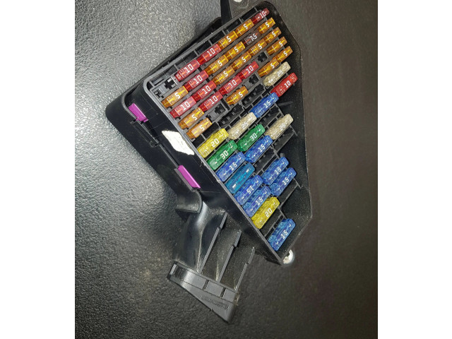 Блок предохранителей 0523362321, 085132597002   Audi A6 S6 C5 4B    