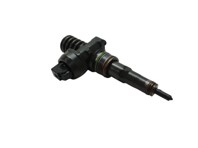 Форсунка 0414720035    Volkswagen Bora  Auy 