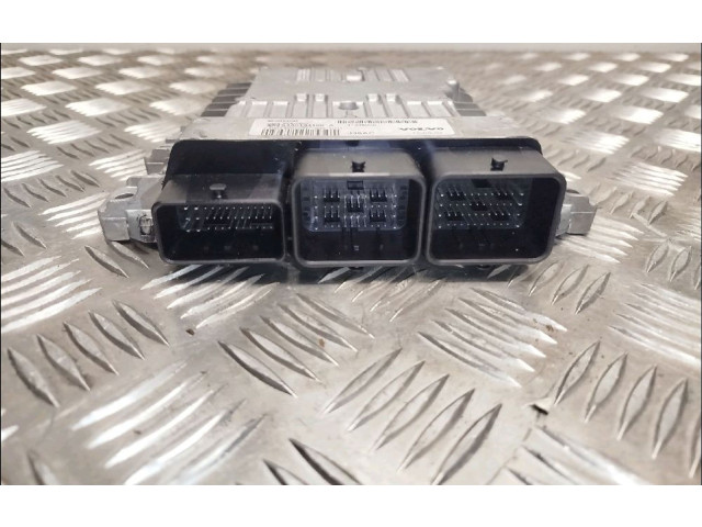 Блок управления двигателя S180134100A   Volvo C30