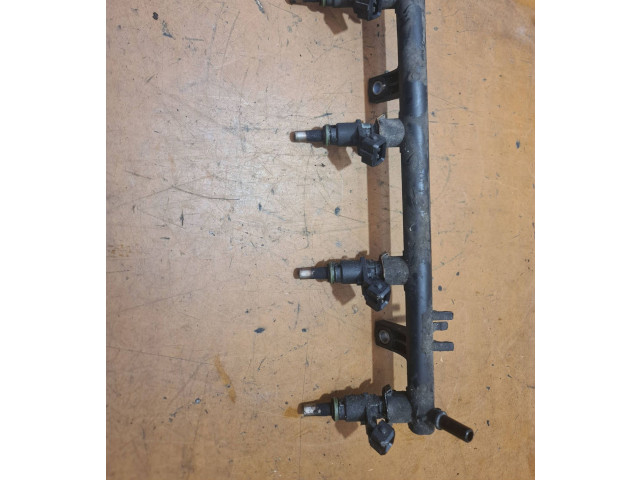 Vstřikovač 8200053030 Renault Clio III