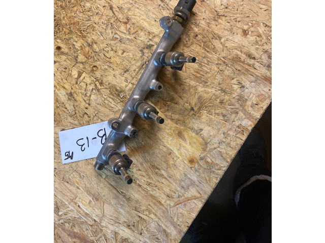 Vstřikovací lišta 04C133320G Volkswagen T-Roc DKRF