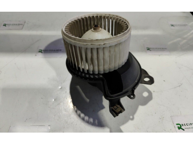 Вентилятор печки 164230100 Fiat Grande Punto