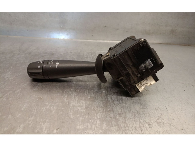 Ручка стеклоочистителей 8201168008, 8201168008   Dacia Lodgy