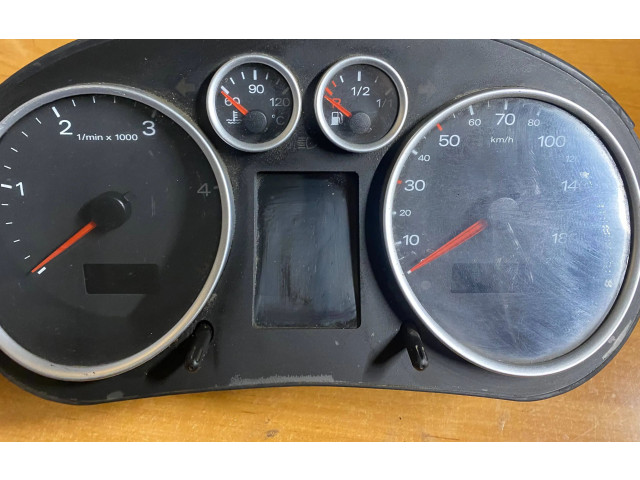 Панель приборов 81117994 Audi A2