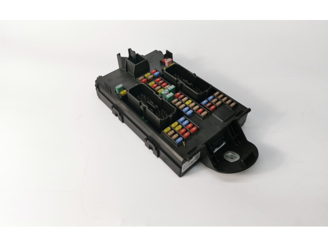 Блок предохранителей 31346672 Volvo XC90