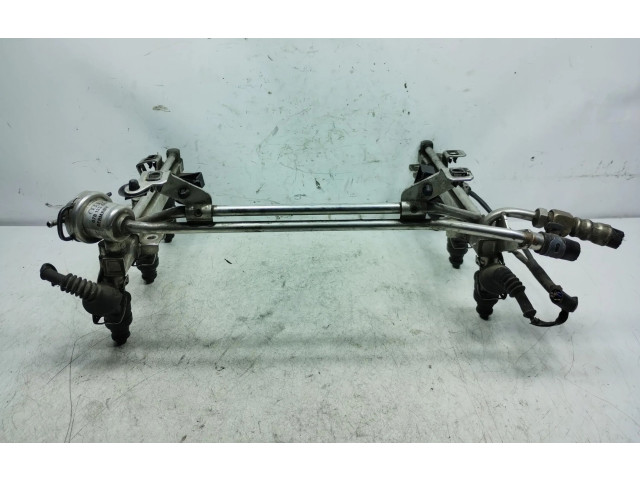 Топливная рампа 078133681AJ   Audi A6 S6 C5 4B  