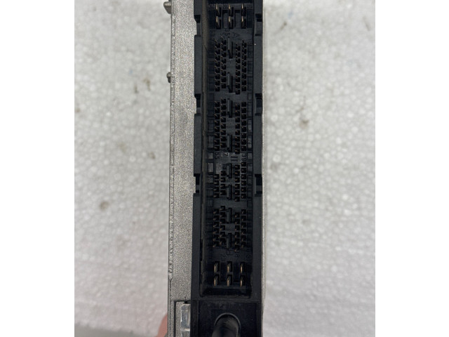 Блок управления двигателя 30646978   Volvo V70