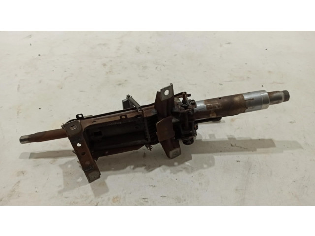 Крестовидная связь оси рулевого колеса