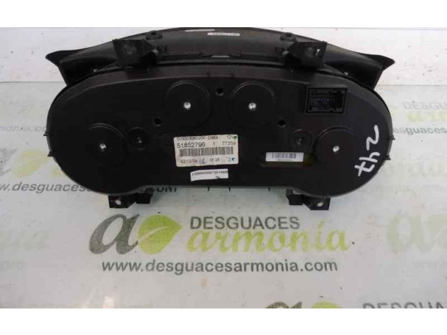 Панель приборов 51852796, 503003060200   Ford Fiesta       