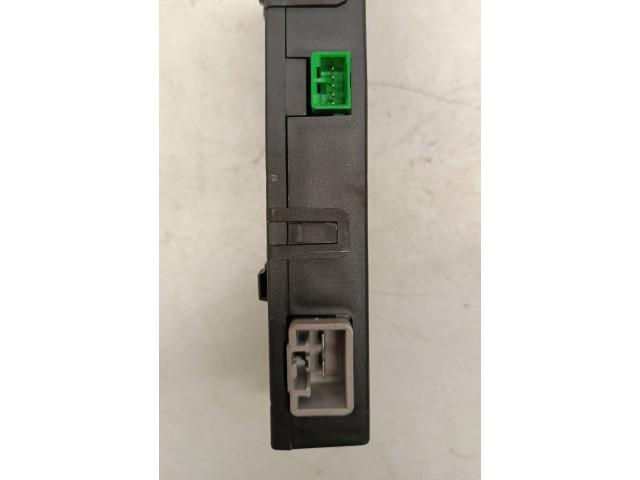 Блок управления двигателя 30716987, 926232104194   Volvo V70