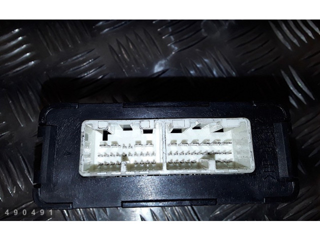 Блок управления коробкой передач 0791005780   Toyota Prius (XW30)