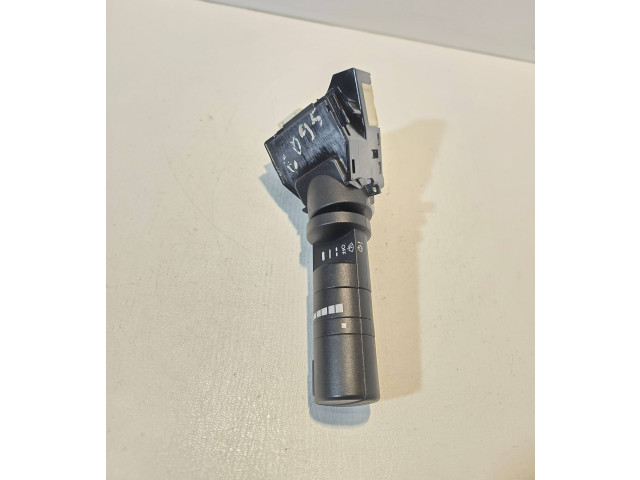 Ручка стеклоочистителей 25260EA001, EA001   Nissan Navara D40