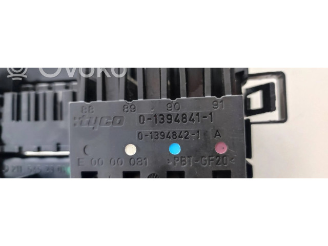 Pojistková skříňka E0000031, 013948411 Mercedes-Benz E W211 2003