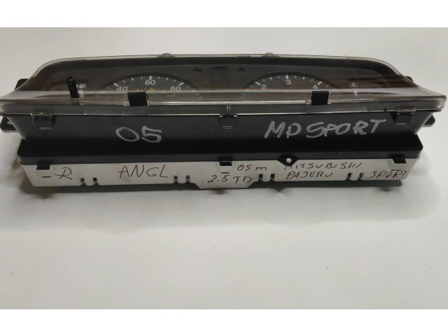 Панель приборов MR590142, 2573305890 Mitsubishi Pajero Sport I