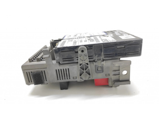 Блок предохранителей 8200190269, 4640146   Renault Laguna II    