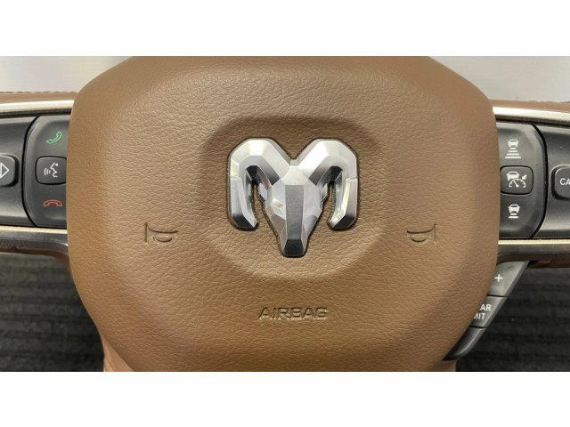 Руль Dodge RAM 6GE082N8AG, 643216201F