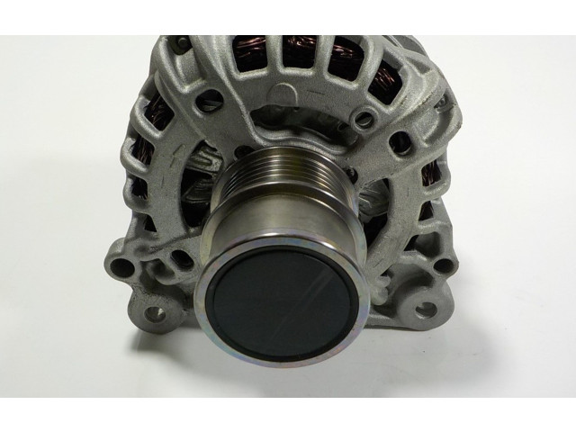 Генератор 04E903015A, 04E903015A Audi A1