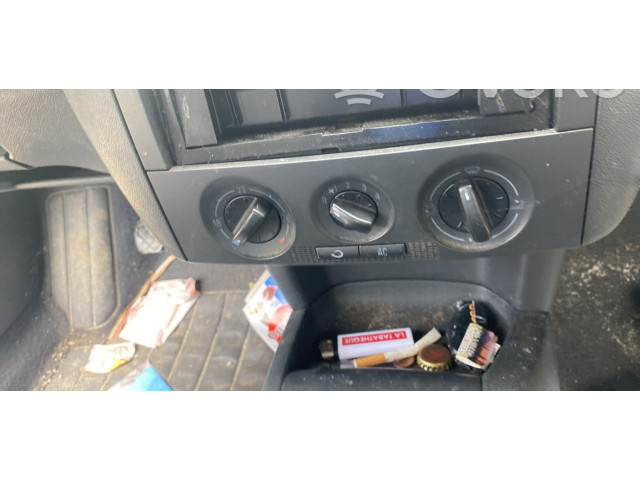 Блок управления климат-контролем 6Y0820045DB41 Skoda Fabia Mk1 (6Y)