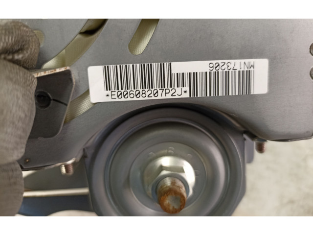 Подушка безопасности пассажира MN173206, E00608207P2J Mitsubishi Grandis