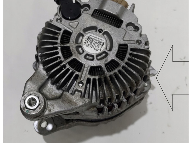 Генератор 23700AA760 Subaru Forester SJ