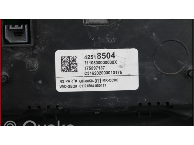 Přístrojová deska Buick Encore I 2016 42518704