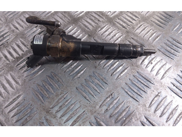Vstřikovač 0445110110 Renault Megane II pro naftový motor 1.9