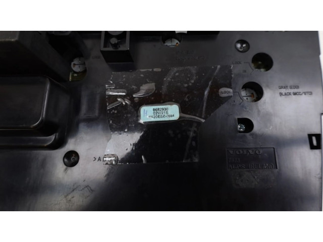 Блок управления климат-контролем 8682930, 8682930   Volvo V70